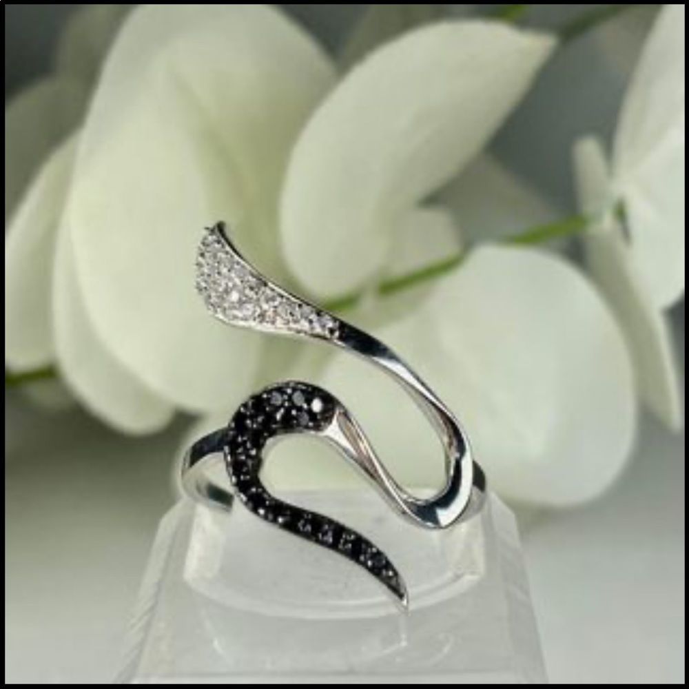 ✨2✖️Host Pick✨ White Sapphire Australian Black Sapphire Solid .925 Swirl Ring